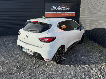 2017 Renault Clio 1.2 RL AUTO 5DR €11,495 thumbnail