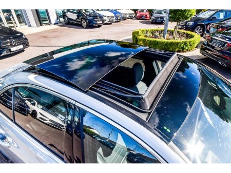 2025 Mercedes-Benz C Class - thumbnail 7