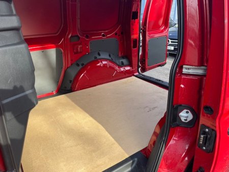 2025 Volkswagen Caddy - thumbnail 12