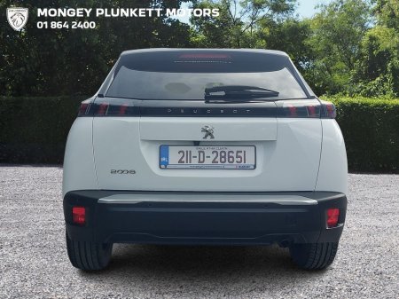 2021 Peugeot 2008 - thumbnail 5