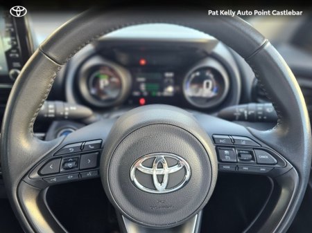 2024 Toyota Yaris Cross - thumbnail 13