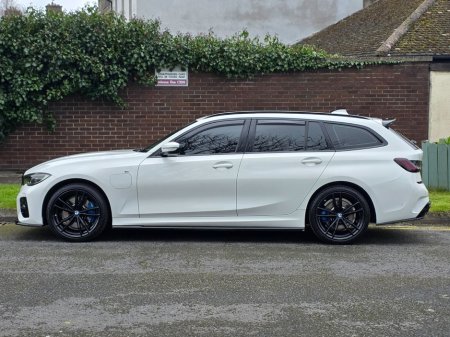 2021 BMW 3 Series - thumbnail 11