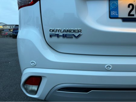 2020 Mitsubishi Outlander - thumbnail 7