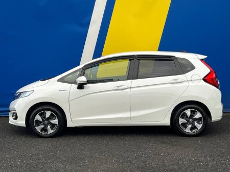 2018 Honda Fit L-SENSING 1.5 HYBRID // HALF LEATHER INTERIOR // REVERSE CAMERA // SERVICE HISTORY €13,750
