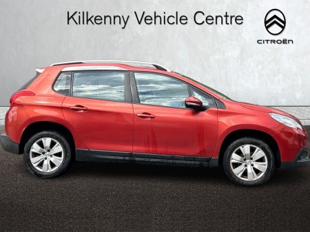 2016 Peugeot 2008 - thumbnail 2