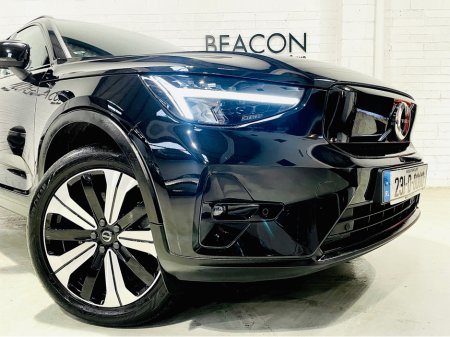 2023 Volvo XC40 - thumbnail 2