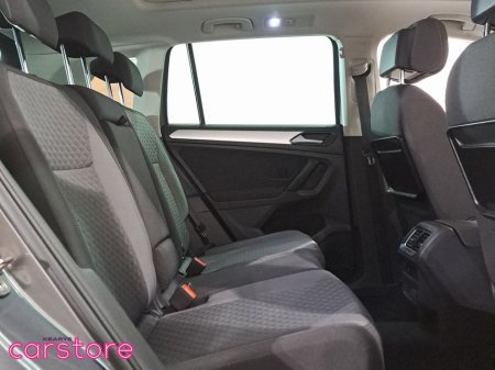 2017 Volkswagen Tiguan - thumbnail 13