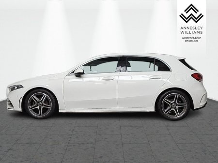 2022 Mercedes-Benz A Class A180 AMG Line €34,950 thumbnail