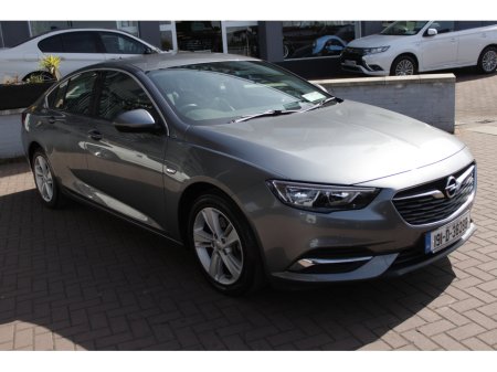 2019 Opel Insignia - photo 2