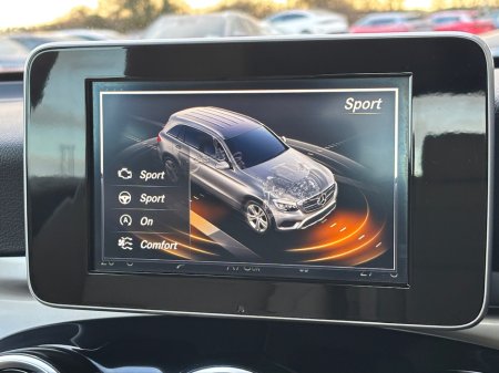 2017 Mercedes-Benz GLC Class - thumbnail 18