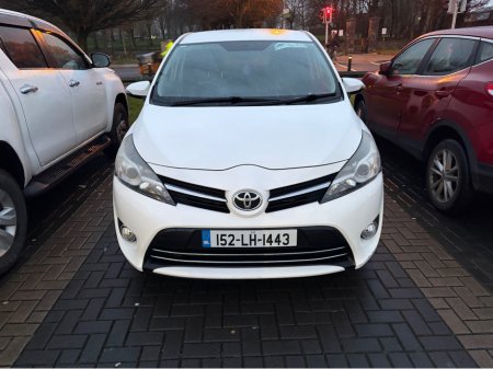 2015 Toyota Verso 1.6 D-4D ICON 5DR