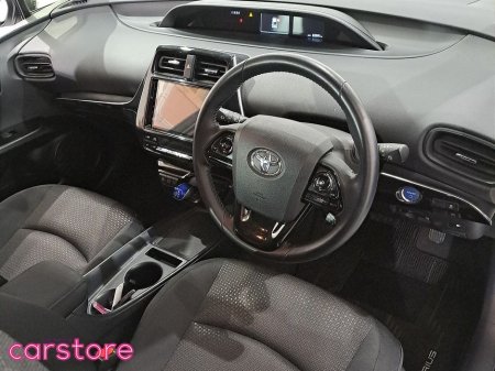 2020 Toyota Prius - thumbnail 15