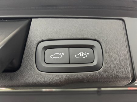 2024 Volvo XC60 - thumbnail 22