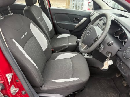 2016 Dacia Sandero Stepway - thumbnail 8
