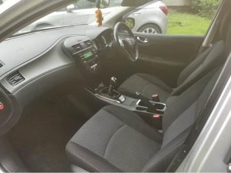 2017 Nissan Pulsar - thumbnail 16