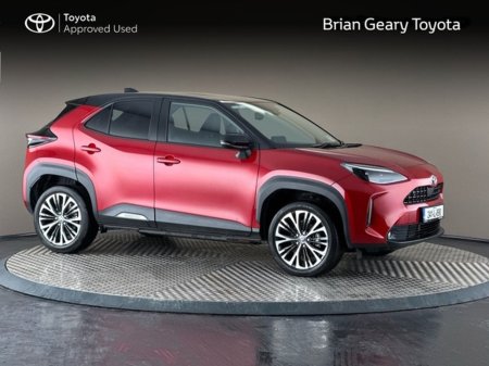 2024 Toyota Yaris Cross SOL Hybrid Top of the range €31,950 thumbnail