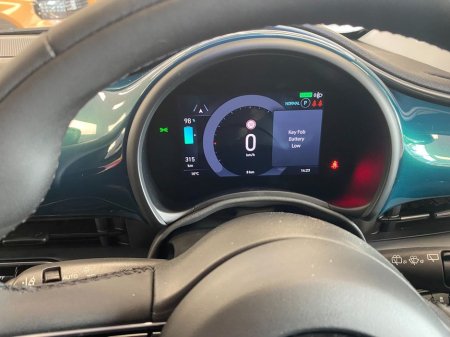 2025 Fiat 500e Fully Electric, e500 Icon, 42KWH 320Kms Range , €19,950 thumbnail