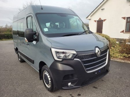 2023 Renault Master Wheelchair Accessible