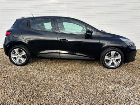2015 Renault Clio IV DYNAMIQUE 1.2 PET 7 4DR PETROL €8,495