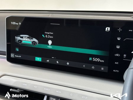 2025 Kia EV4 - thumbnail 27