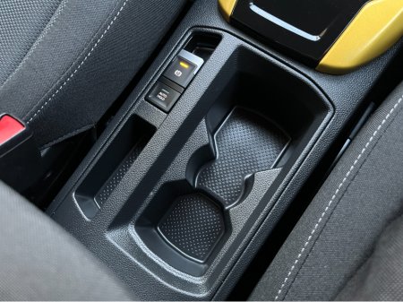 2020 Volkswagen T-Roc STYLE DESIGN AUTOMATIC 2.0 DIESEL //LOW MILES//REVERSE CAMERA//KEYLESS ENTRY//ADAPTIVE CRUISE CONTROL//BLIND SPOT WARNING// €23,950 thumbnail