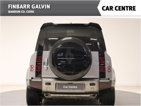 2024 Land Rover Defender 110 2.0 Si4 PHEV X €92,950 thumbnail