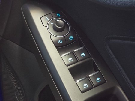 2023 Ford Focus St-line 1.0T Petrol 125 thumbnail