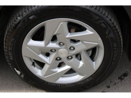 2025 Hyundai Kona - thumbnail 10