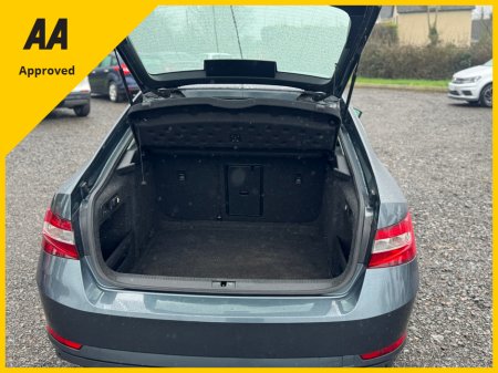 2017 Skoda Superb 2.0 TDI SE TECHNOLOGY 15 150PS 5DR €11,995 thumbnail