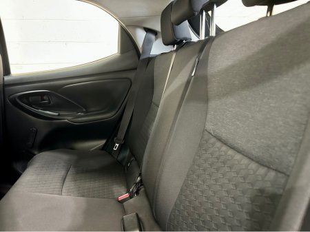 2023 Toyota Yaris 1.5 HYBRID LUNA 4DR AUTO €21,950