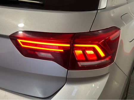 2023 Volkswagen T-Roc STYLE 1.5 TSI D7F 150HP €29,950 thumbnail