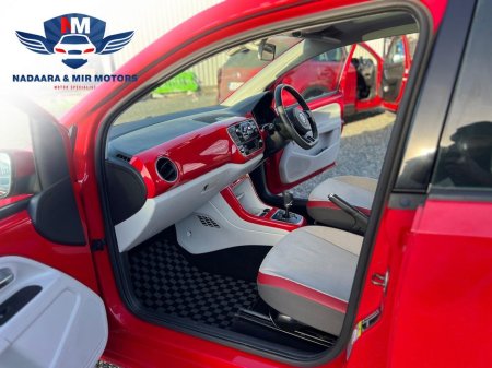 2013 Volkswagen up! 2013 Volkswagen up (high spec) Automatic €7,999 thumbnail
