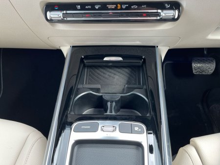 2025 Mercedes-Benz GLB 200 Progressive Plus 7 Seater SUV *Saving €12,779 from New* €58,950 thumbnail