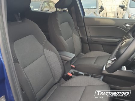 2023 Renault Captur - thumbnail 21