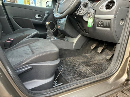 2010 Renault Clio 1.2 petrol 5 door €2,950 thumbnail