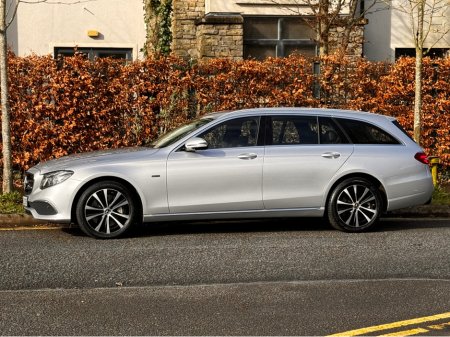 2019 Mercedes-Benz E Class E300  PREMIUM DE LUXURY €28,950 thumbnail