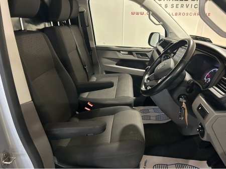 2021 Volkswagen Transporter T6 30 PVL T TDI 15 150HP MANUAL 6SPEED FWD 5DR €22,750 thumbnail