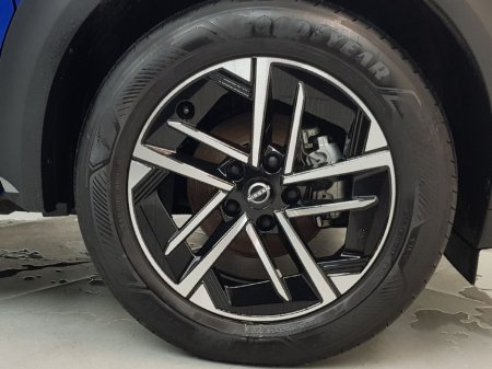 2025 Nissan Juke - thumbnail 15