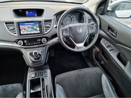 2017 Honda CR-V SR I-DTEC-LOW MILEGE --FULLY SERVICED €17,450 thumbnail