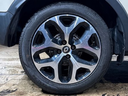 2020 Renault Captur WHITE/BLACK TWO TONE - FACTORY ALLOYS - HALF LEATHER - REVERSE CAMERA €16,950 thumbnail