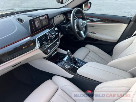 2017 BMW 5 Series MSPORT , SUNROOF // IMMACULATE €28,950 thumbnail