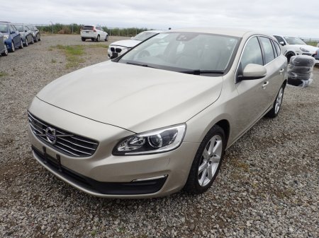 2017 Volvo V60 2.0D4 SE LUXURY DELUXE 5DR ESTATE AUTOMATIC // MINT CONDITION WITH ONLY 96, 000 KMS // BUY WITH CONFIDENCE AA AND SIMI APPROVED DEALER 2025 // FINANCE ARRANGED // ALL TRADE INS WELCOME // €16,950