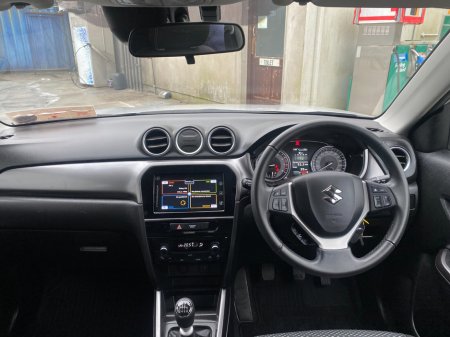 2023 Suzuki Vitara - thumbnail 14