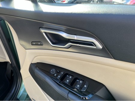 2022 Kia Sportage - thumbnail 14