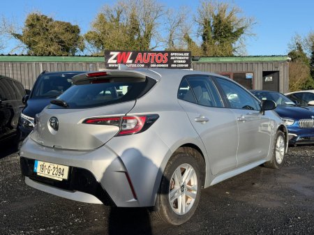2019 Toyota Corolla 1.2T Luna Hatchback €17,495 thumbnail