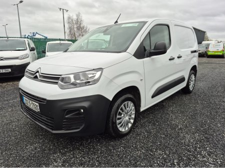 2022 Citroen Berlingo ENT BLUEHDI 100 MWB 6 650KG MY50 €14,950