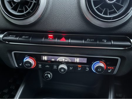 2017 Audi A3 SPORT AUTOMATIC 1.4 PETROL //LOW MILES//HIGH SPEC//ELECTRIC DRIVERS SEAT//HEATED SEATS//KEYLESS ENTRY//ADAPTIVE CRUISE CONTROL//REVERSE CAMERA// €17,950 thumbnail