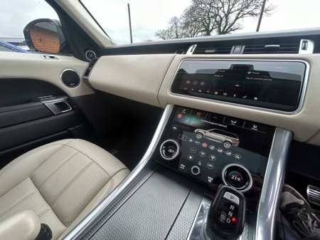 2019 Land Rover Range Rover 2.0 Si4 PHEV Vogue Auto €37,850 thumbnail