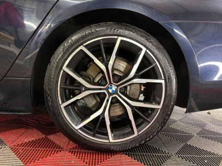 2019 BMW 5 Series - thumbnail 19