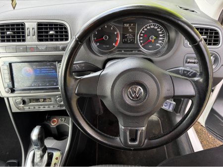 2011 Volkswagen Polo - thumbnail 13